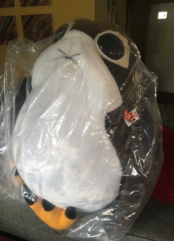 2017-09-01-21_23_19-Star-Wars-Target-exclusive-2017-GIANT-PLUSH-PORG-Force-Friday-2-VERY-RARE-_-e-e1504315478932.png